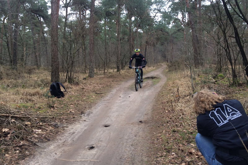 Achter de schermen bij een sportfotoshoot